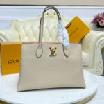 Louis Vuitton Lockme Shopper M57346
